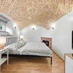 Pod Vinicemi Guest house