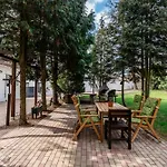 Guest house Pod Vinicemi 3*