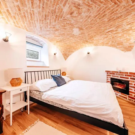 Guest house Pod Vinicemi