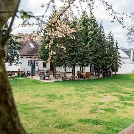 Pod Vinicemi 3* Litoměřice