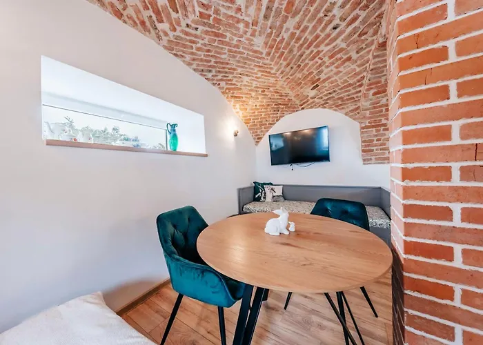 Pod Vinicemi 3*